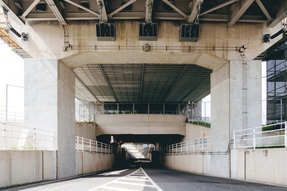 道路橋耐震補強設計・葛原跨線橋（北九州市）